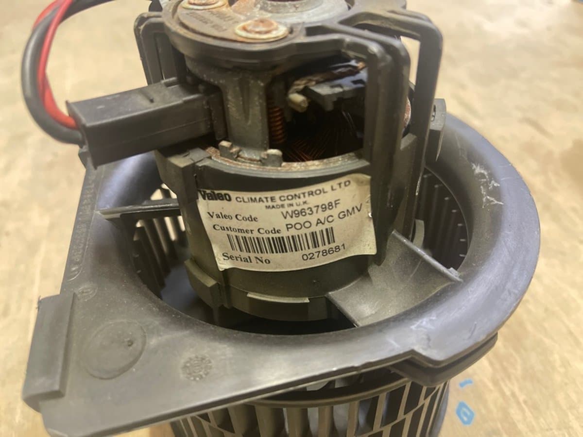 Моторчик печки — фото 6