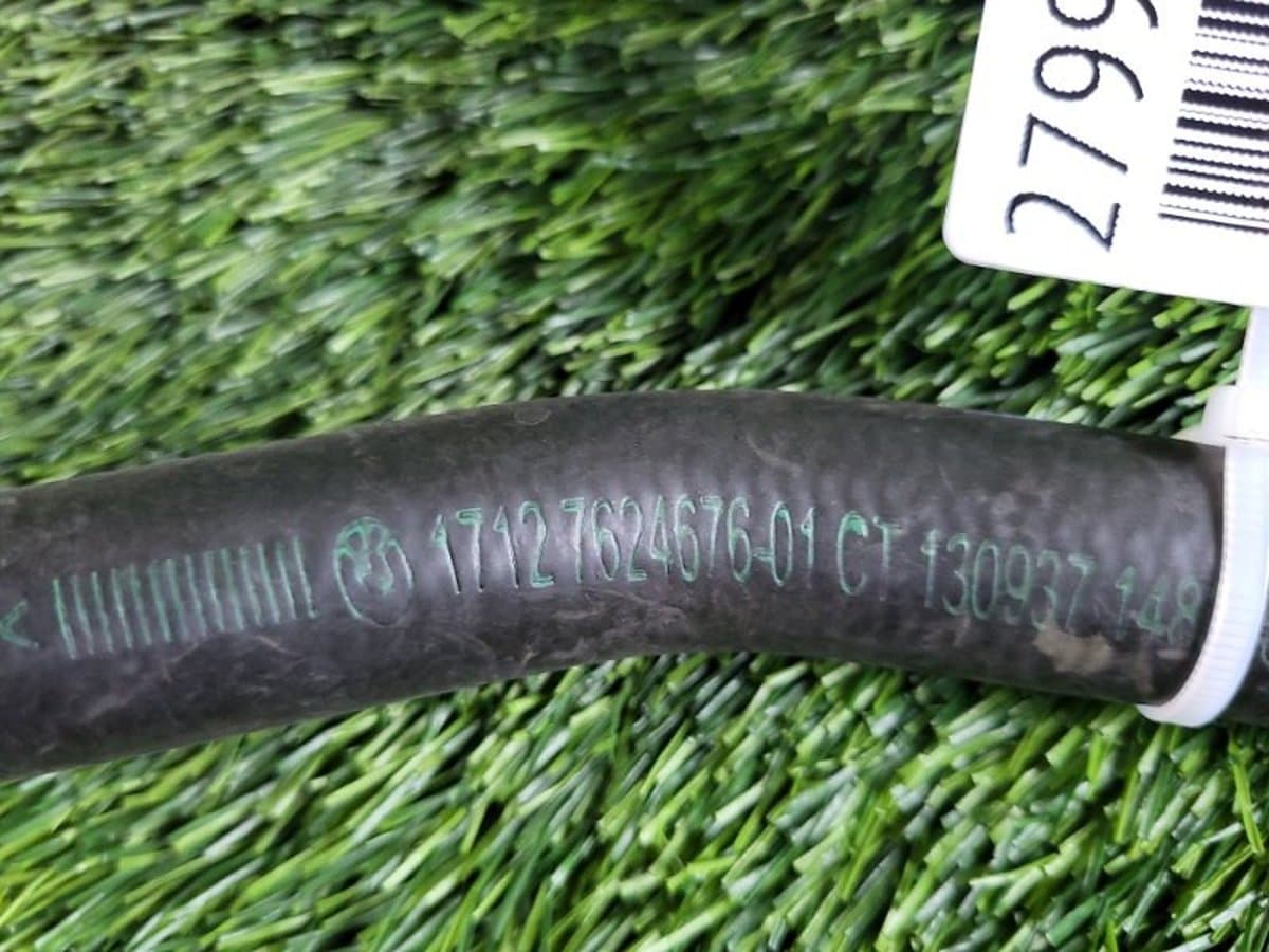 Патрубок системы охлаждения — фото 2
