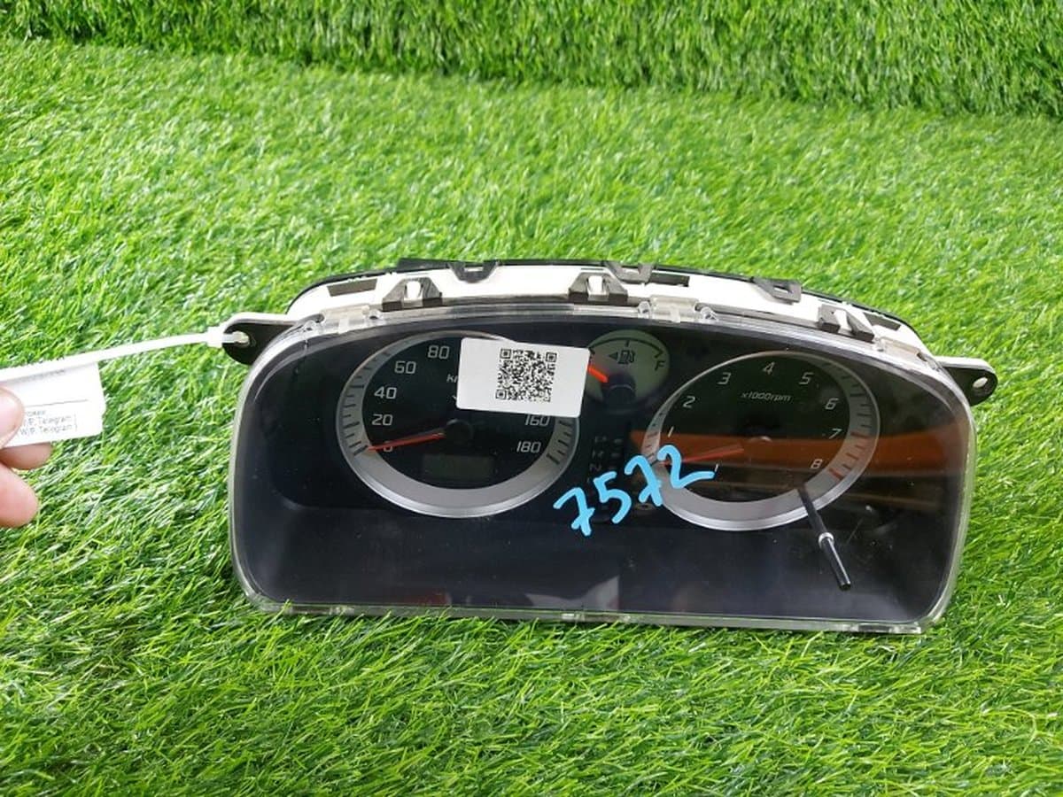 Щиток приборов