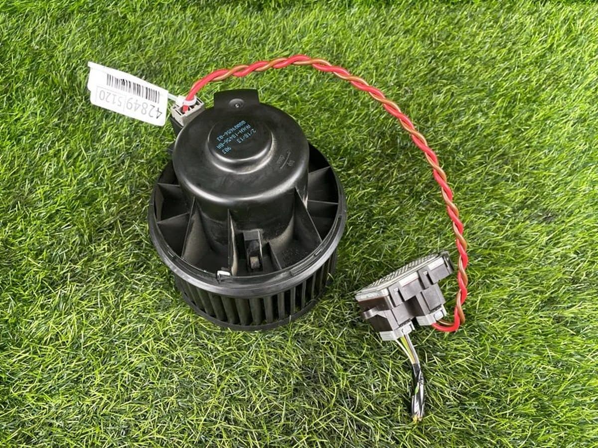 Моторчик печки — фото 6