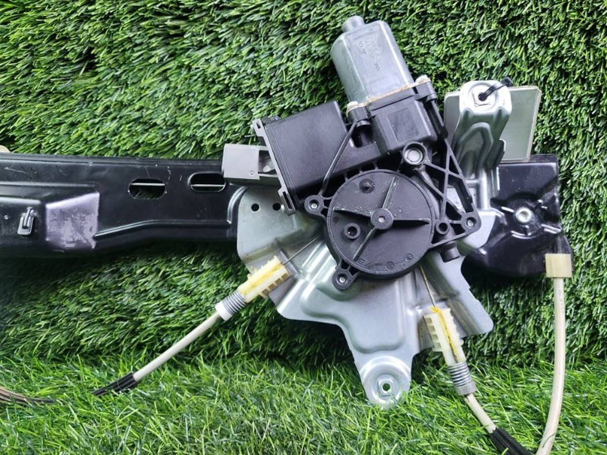 Стеклоподъёмник — фото 16