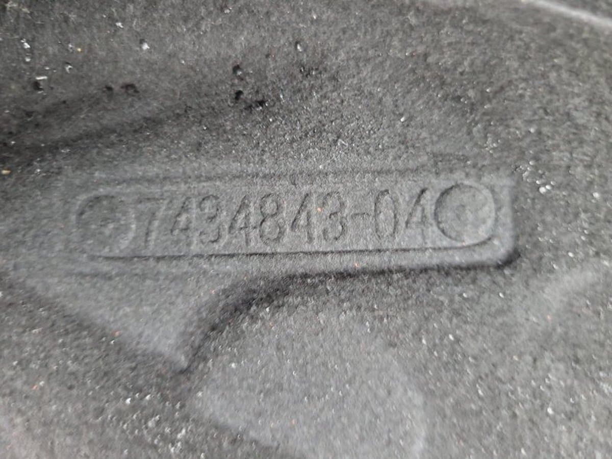 Обшивка капота — фото 2