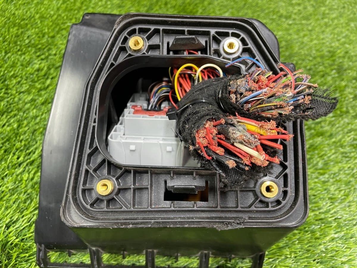 Блок предохранителей — фото 6