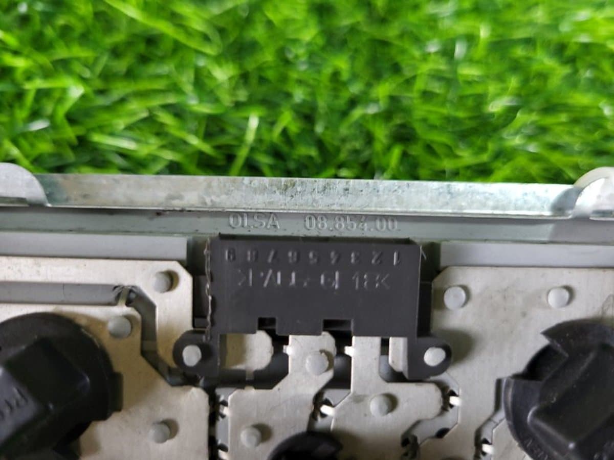 Плафон подсветки салона — фото 3