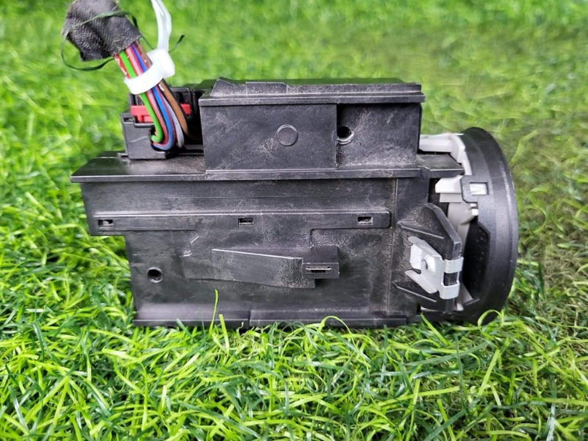 Замок зажигания — фото 11