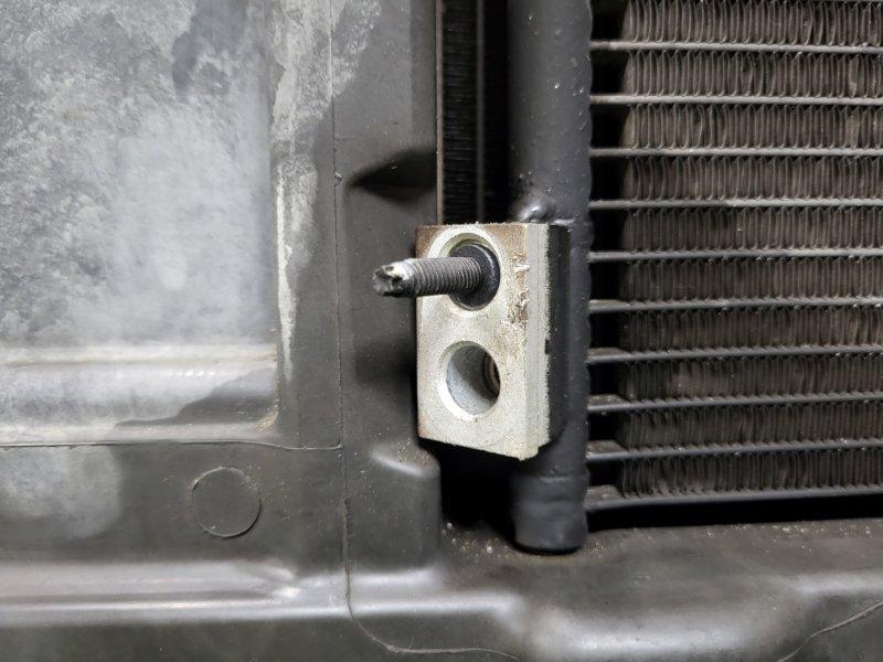 Радиатор охлаждения двигателя — фото 4