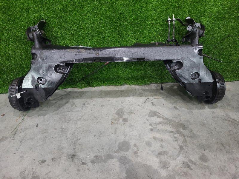 Задняя балка в сборе