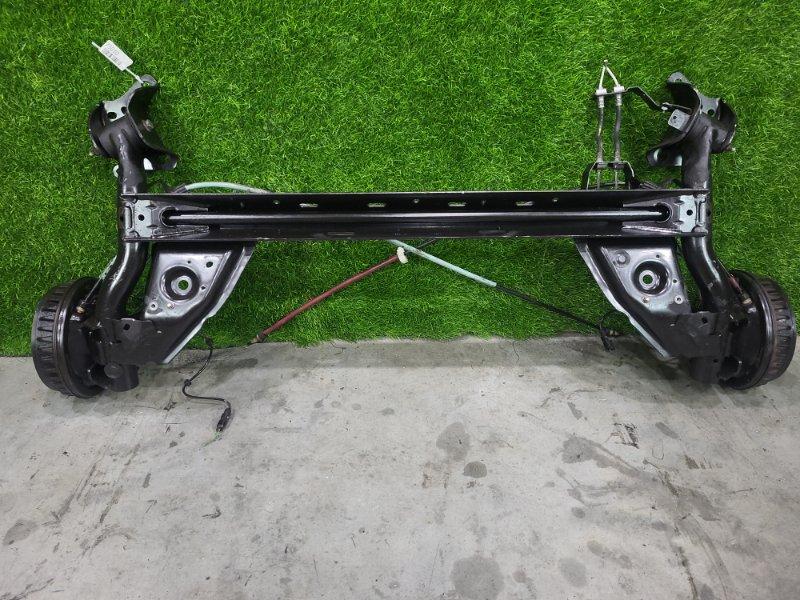 Задняя балка в сборе