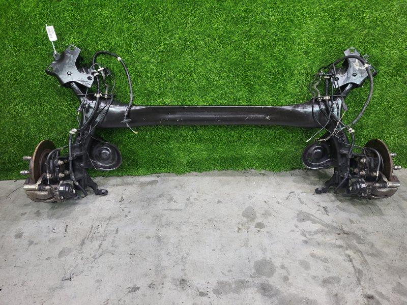 Задняя балка в сборе