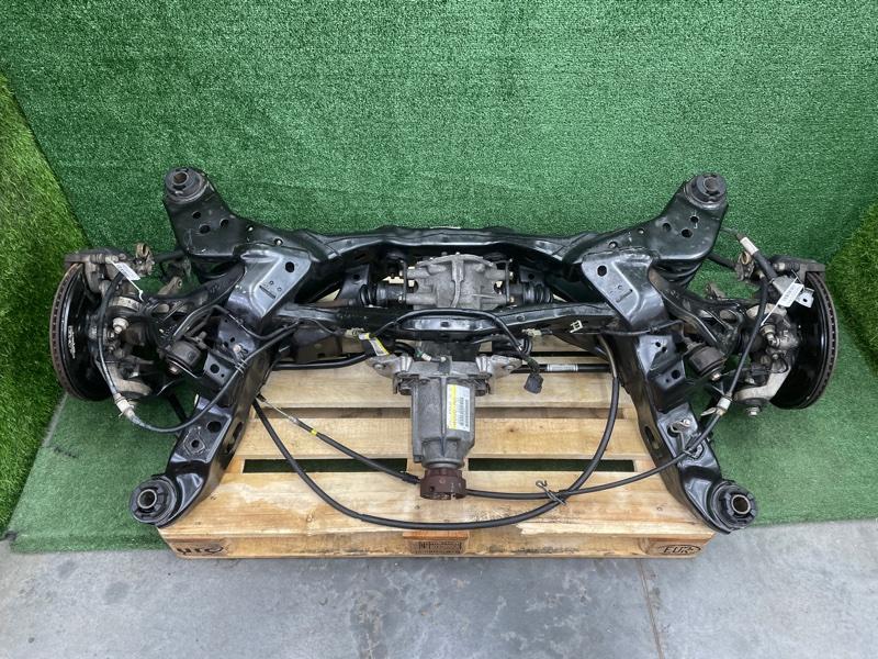 Задняя балка в сборе